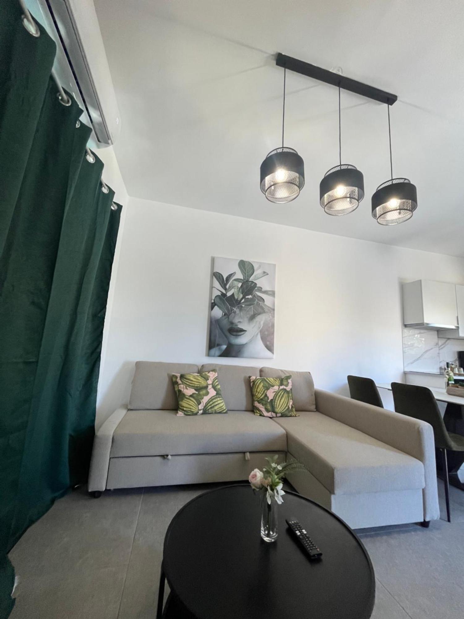 Serenityone - Centrally Located One Bedroom Apt 圣纳帕 外观 照片