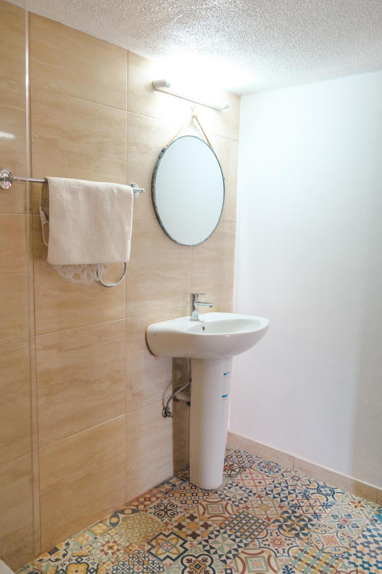 Serenityone - Centrally Located One Bedroom Apt 圣纳帕 外观 照片
